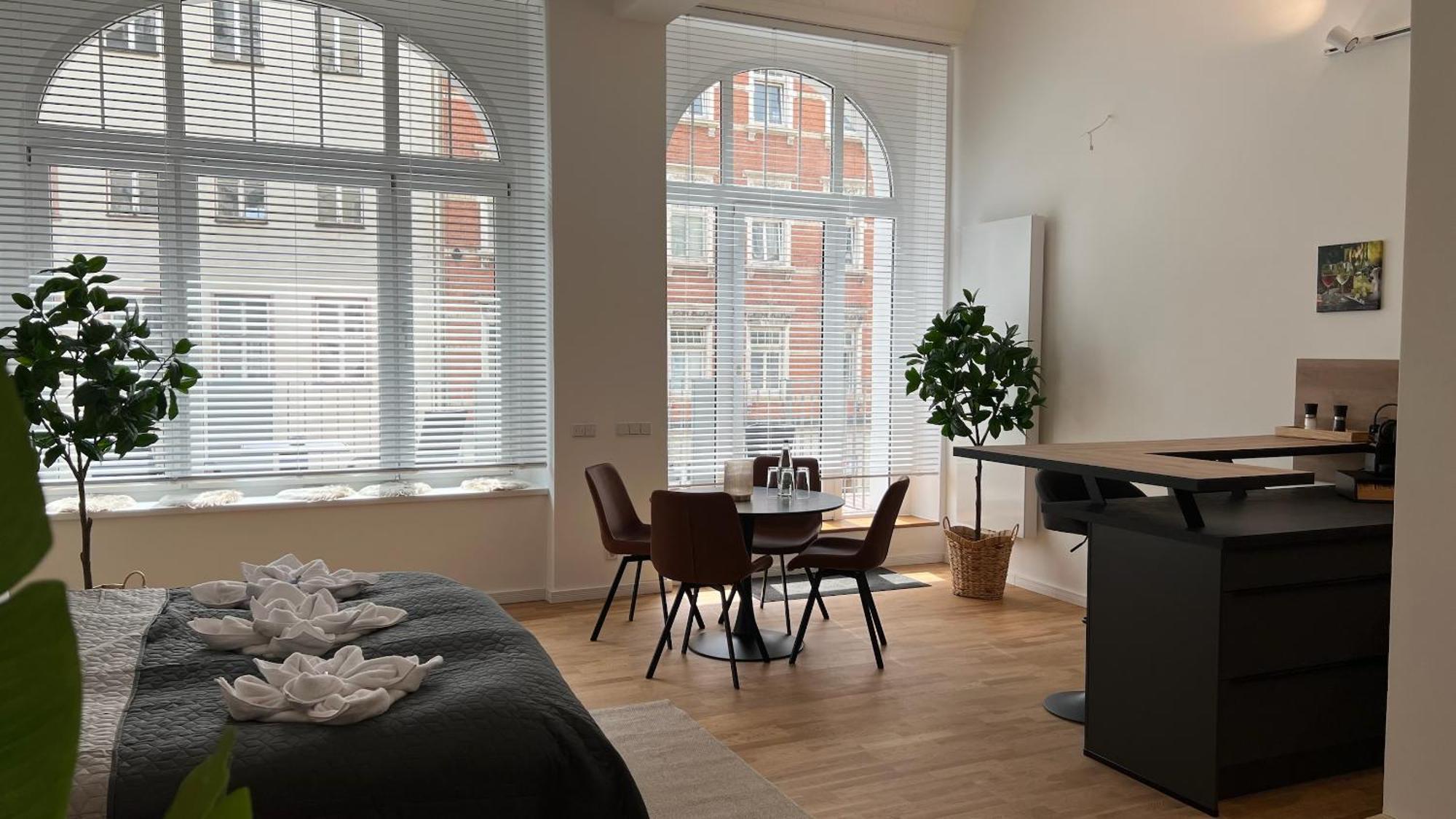 Neu! City-Loft-Apartment Im Goethe Palais I 5P I Lift I Parkplatz I Zentrum I Helios アウエ エクステリア 写真